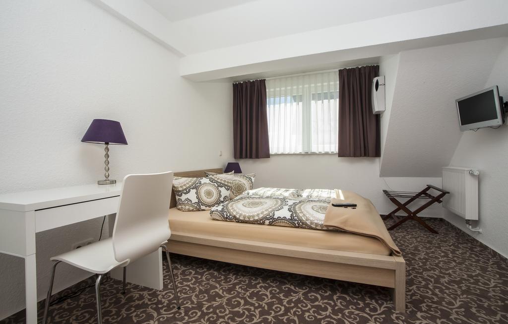 Pension Lok-Inn Валлуф Номер фото